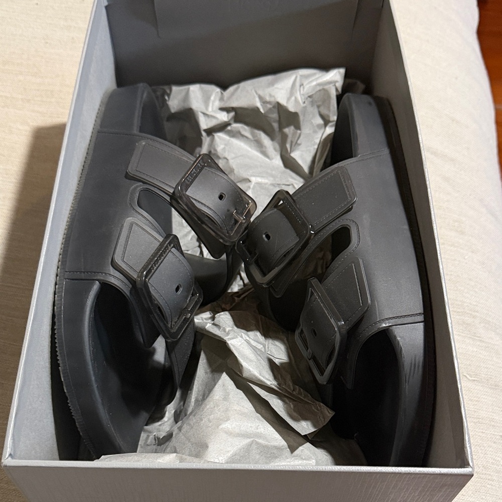 Balenciaga Black Double-Buckle Sandals - Picture 7 of 8